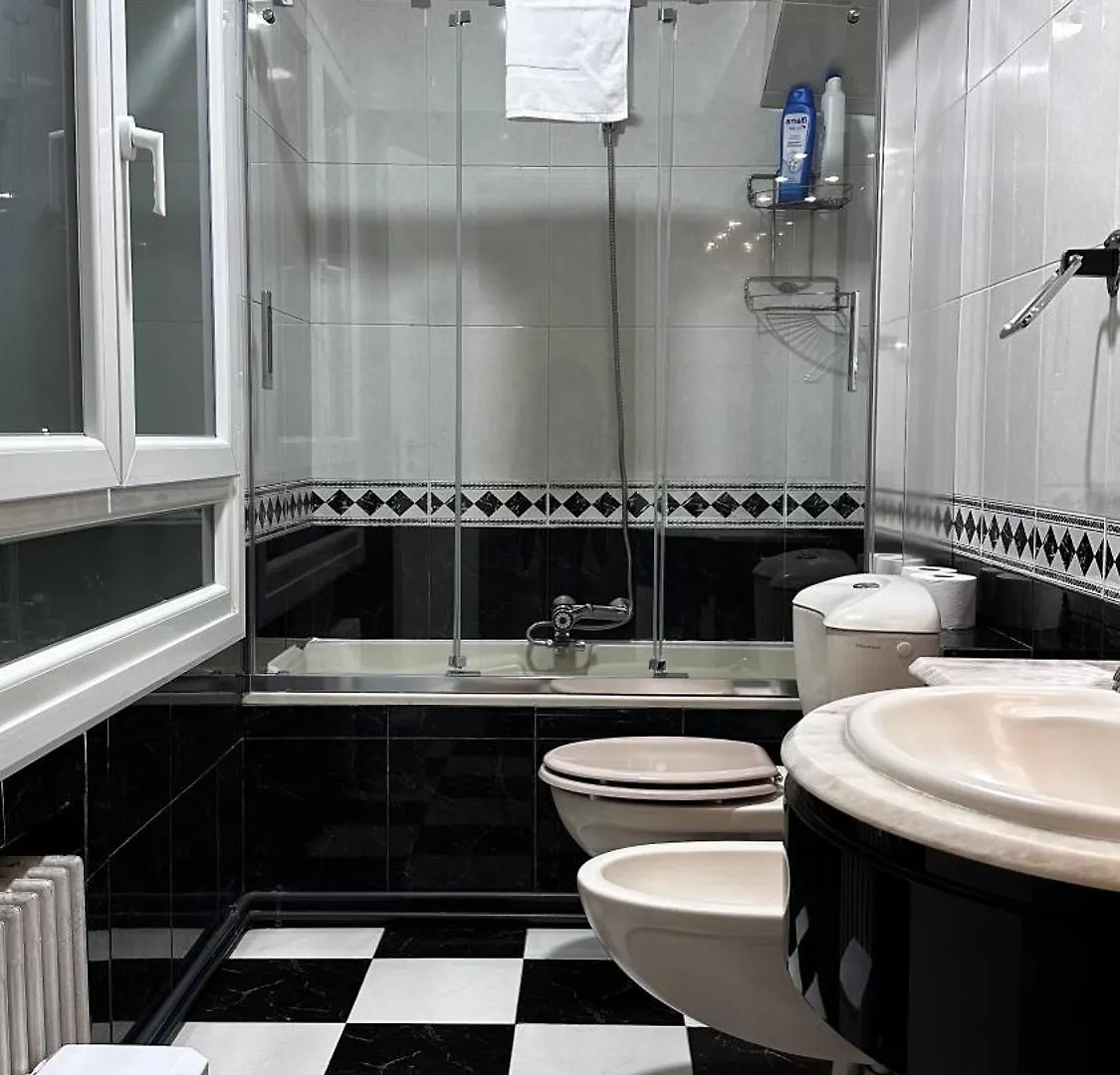 Fantastico Apartamento En El Centro De Bilbao 0*,